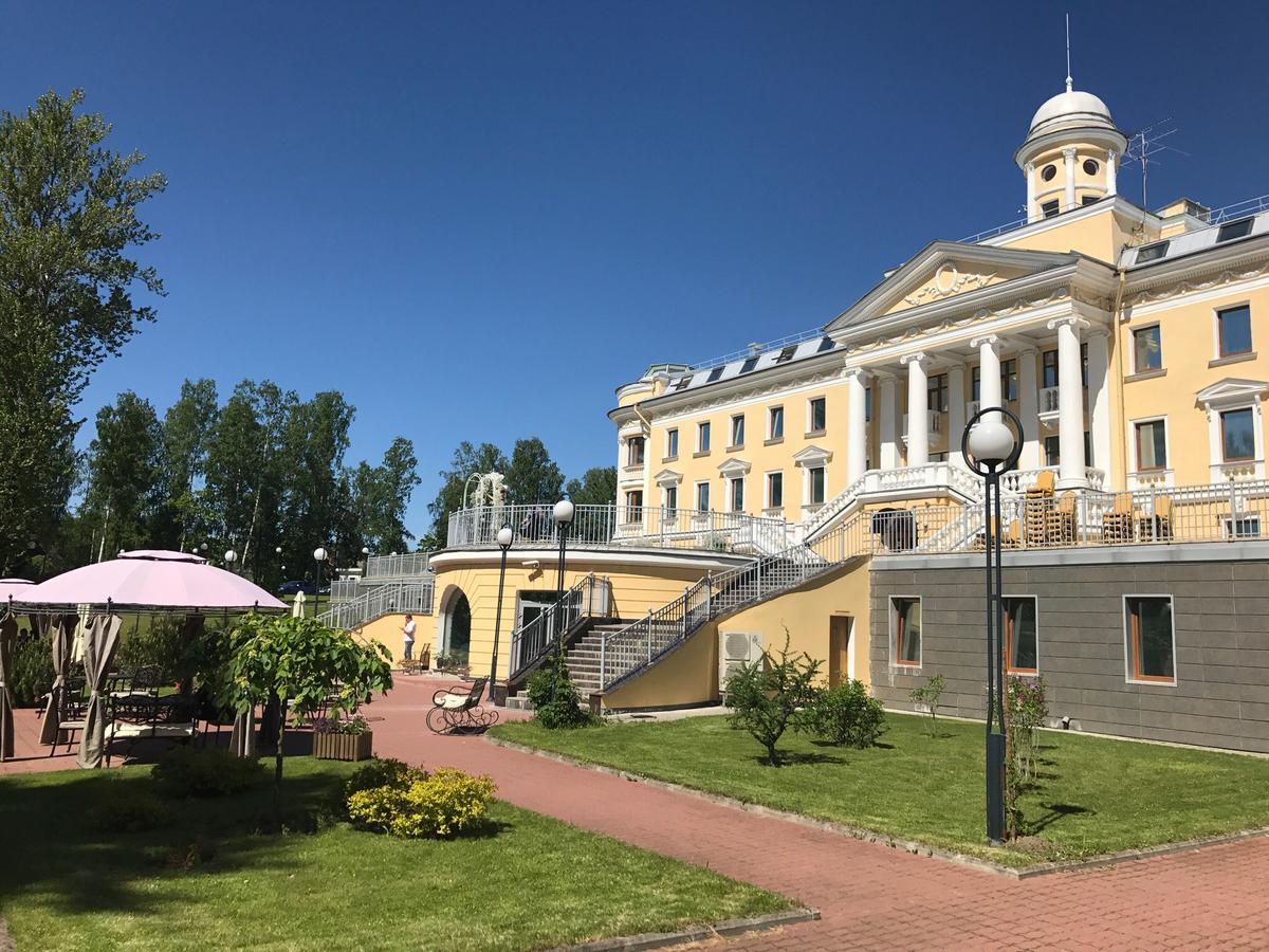 Гостиница репино. Резиденция Репино. Резидент отель в Репино. Отель в Репино Residence Spa. Репино Вокзальная 1.